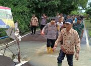 Pantau Kondisi Terkini, Pj Walikota Prabumulih Bersama Kapolres dan Kajari Kembali Sambangi Lokasi Banjir Payuputat