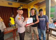 Kapolres Empat Lawang Salurkan Bantuan Sosial Kepada Korban Kebakaran di Desa Seguring